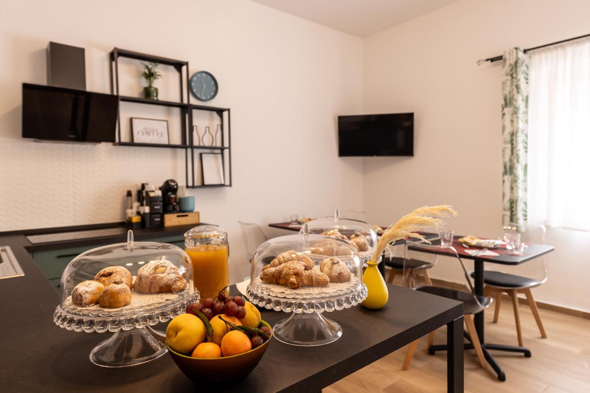Armony Luxury Suites CTA Exterior foto